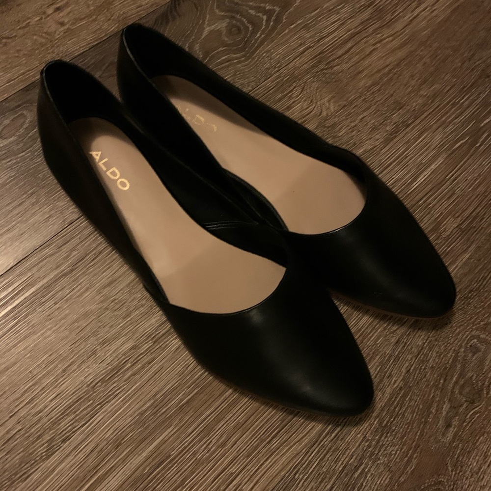 Brand New Aldo Black Flats